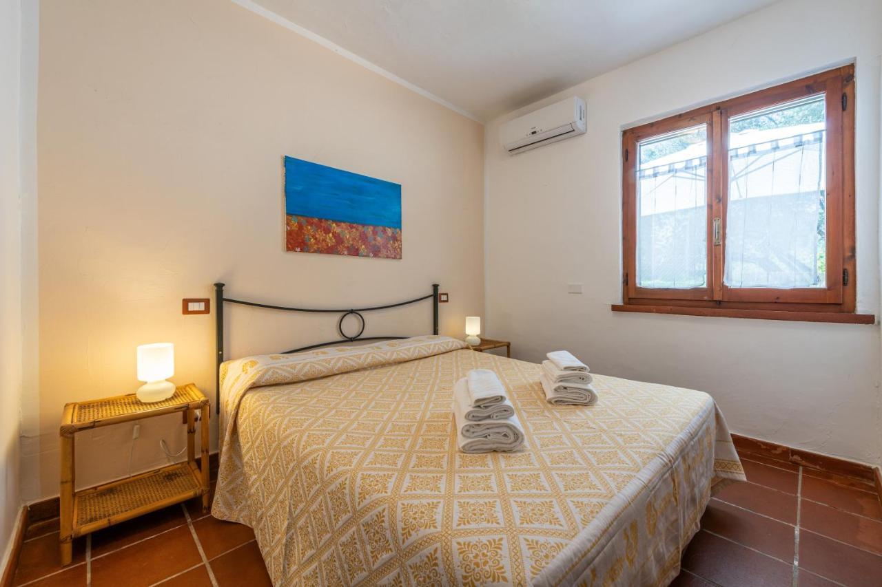 Damiano Holiday House Porto Columbu - Perd'E Sali エクステリア 写真