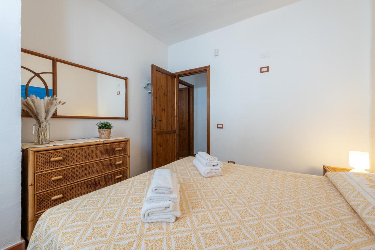 Damiano Holiday House Porto Columbu - Perd'E Sali エクステリア 写真